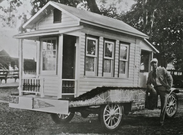 La primer Tiny House sobre ruedas diseñada por Charles Miller, utilizando un Ford Modelo-T.